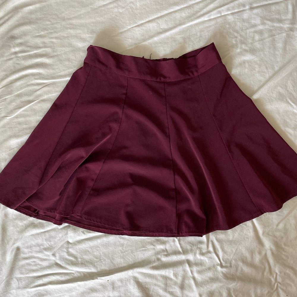 Brandi melville maroon skirt